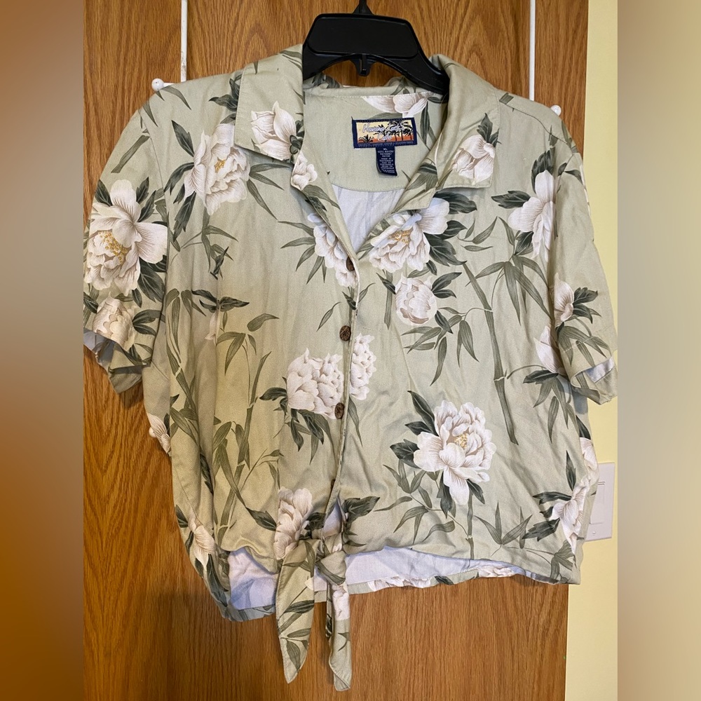 Havana Jacks Cafe Crop Tie Shirt